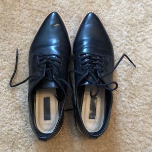 SIZE 6 FOREVER 21 WOMENS BLCK DRESS SHOES